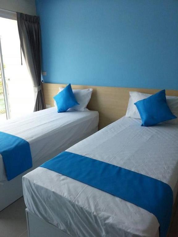 Hotel R-Con Rest Sea Pattaya Exterior foto
